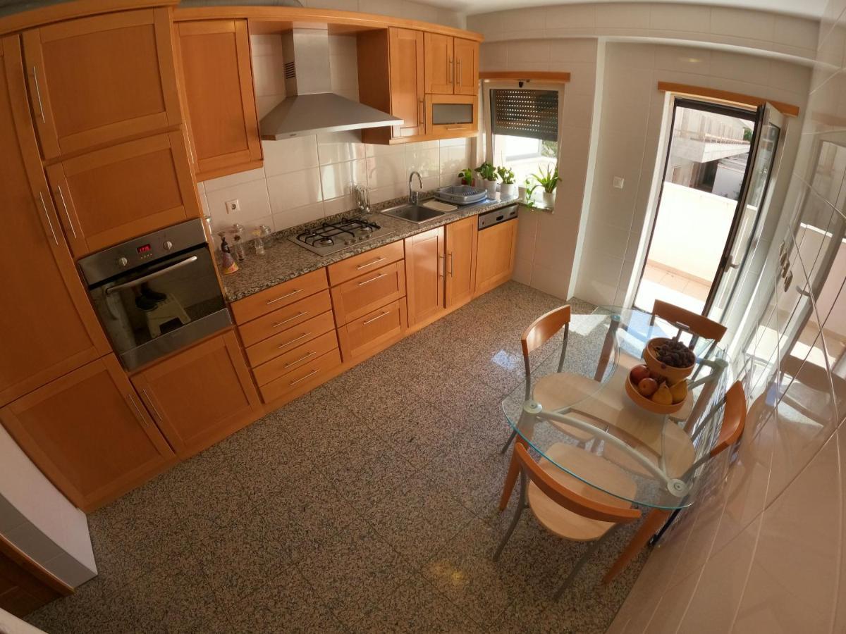 Lisbon, Modern T2 In Parque Nacoes, Apartment Lisbon